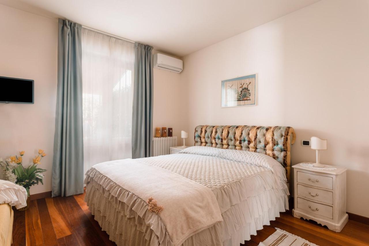 Villa Diletta B&B Forte dei Marmi Bagian luar foto